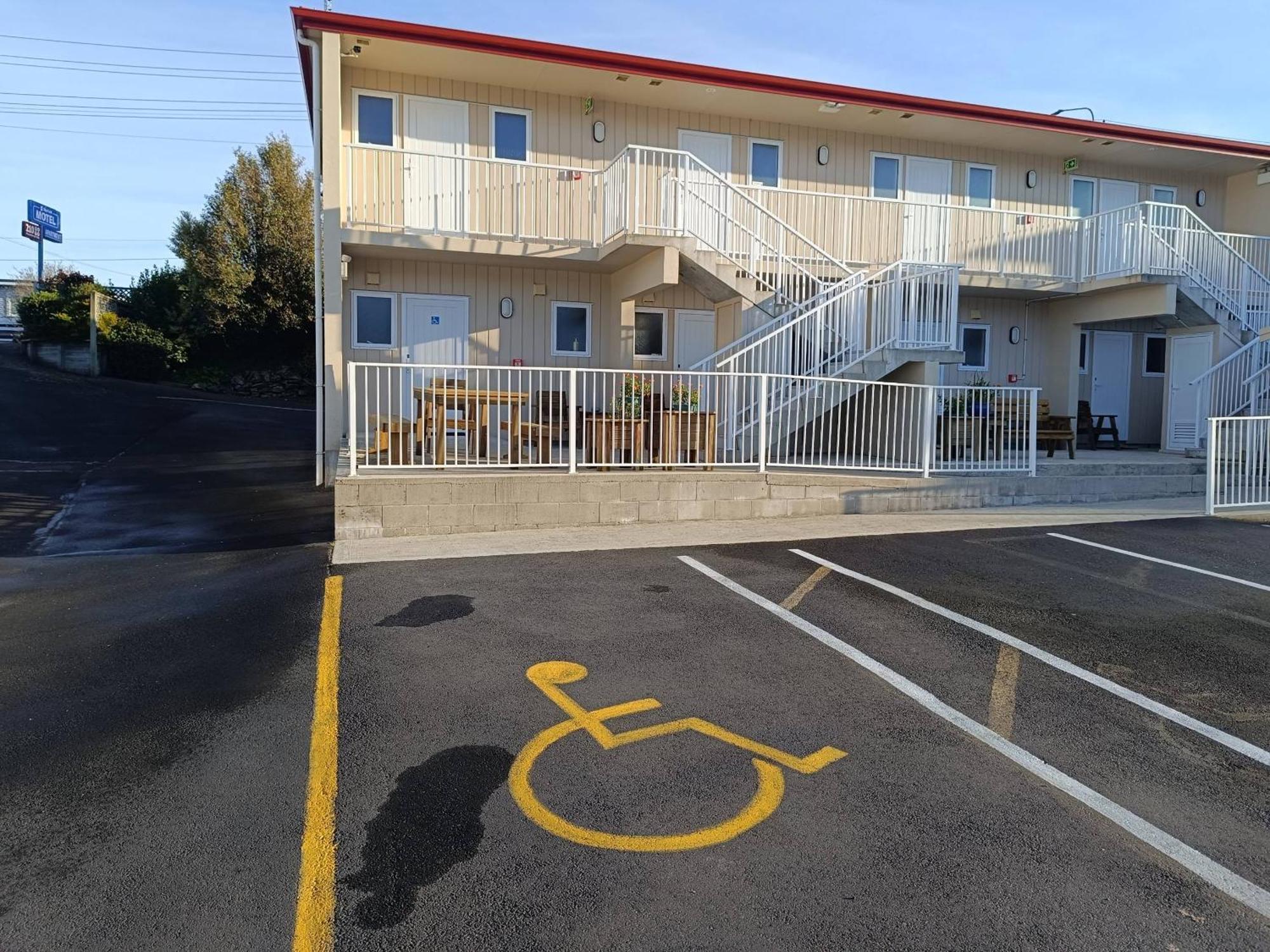 Bayfield Motel And Apartment Dunedin Exterior foto